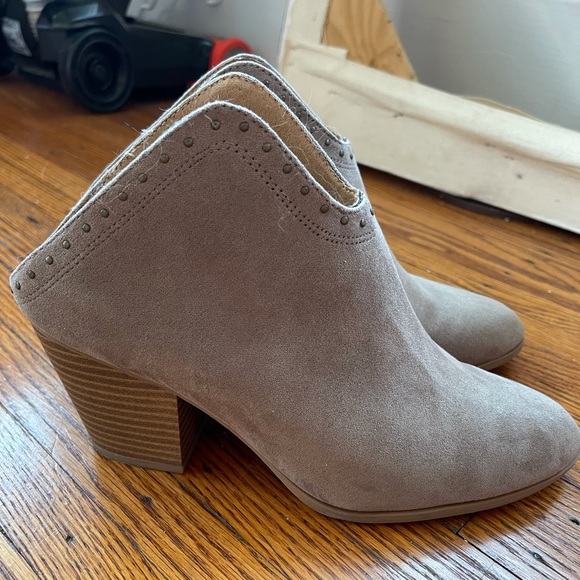 suede booties with studs and wooden heel - Picture 1 of 7